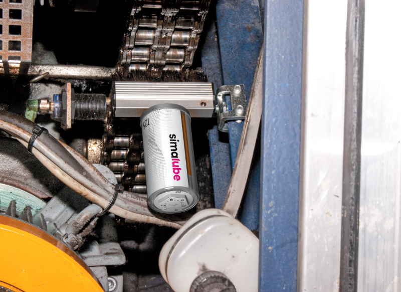 The simalube lubricator continuously supplies the drive chain of an escalator with oil; the brush is attached directly to the U-profile and is available for many escalator manufacturers.